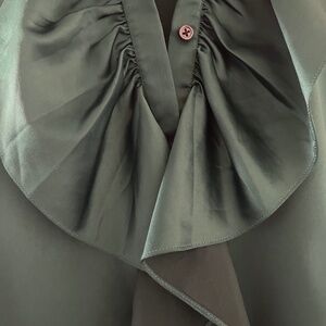 Elie Tahari blouse